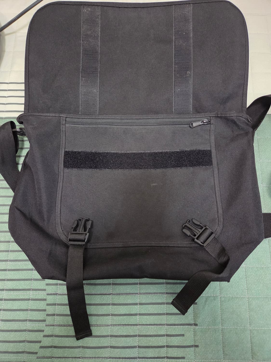 칼하트 메신저백 상품이미지2