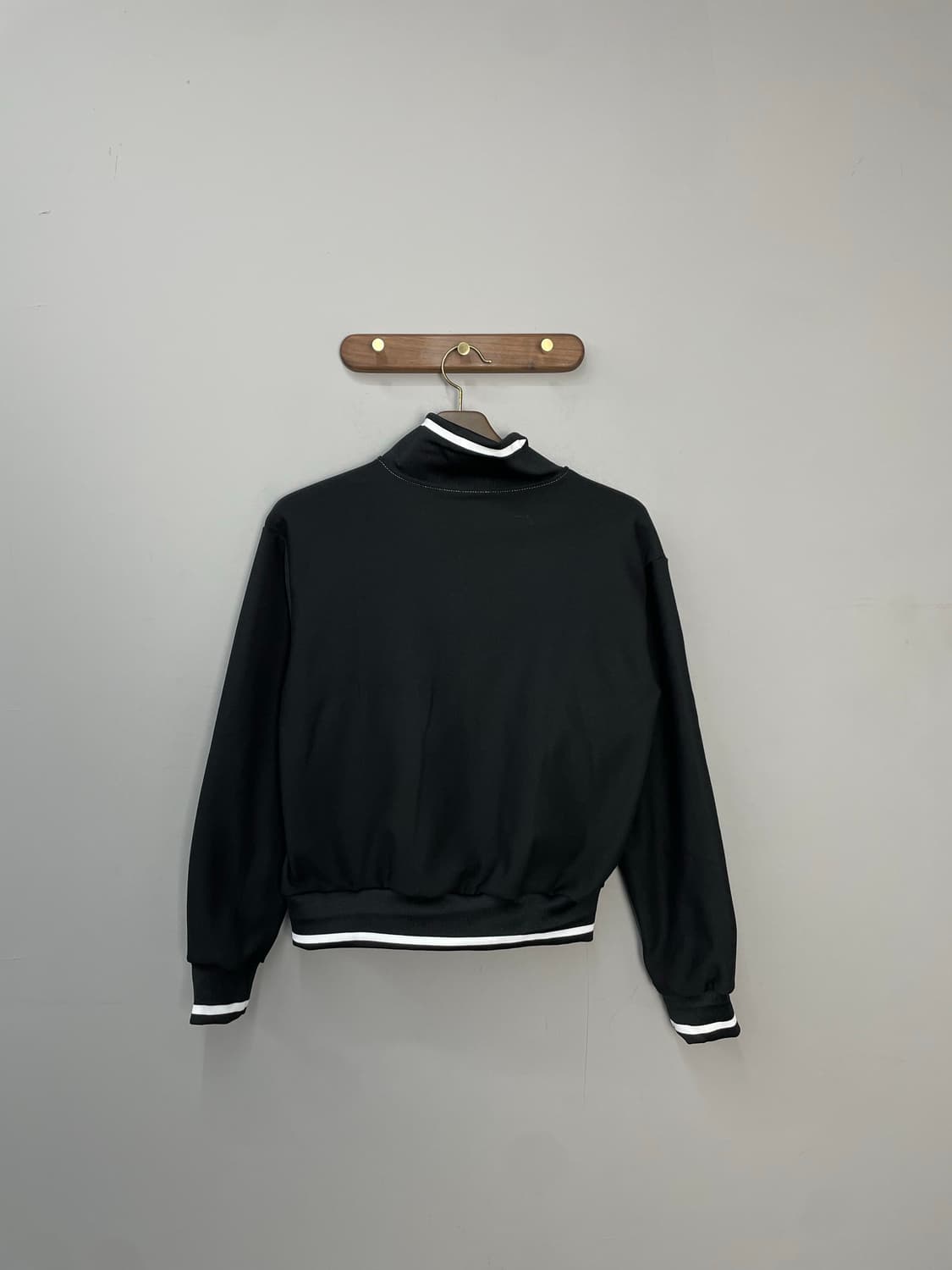 본네 패치 트랙 블랙 자켓 H1800 상품이미지4