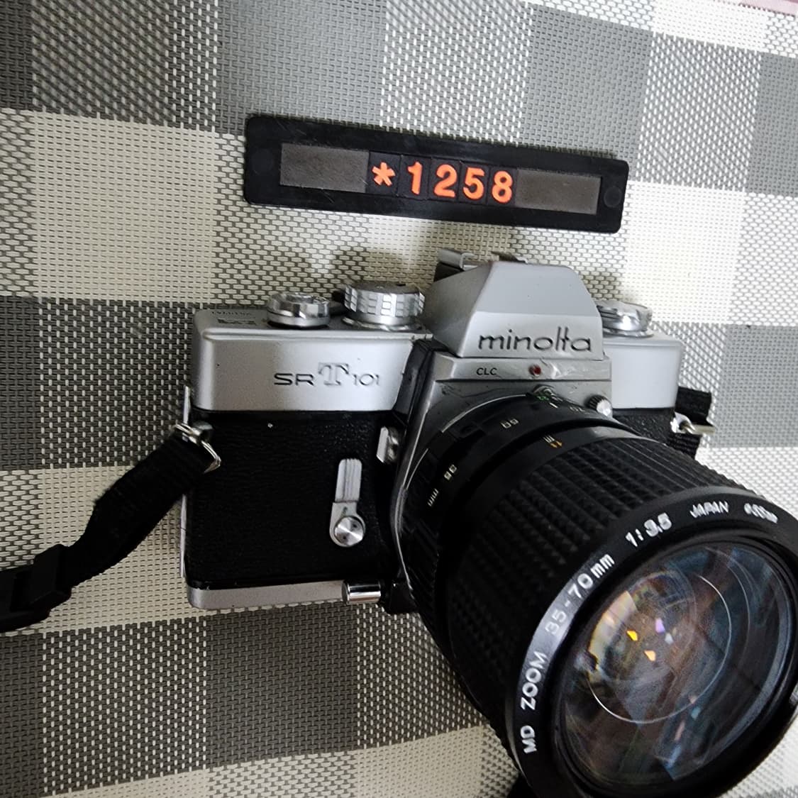미놀타 sr T 101 필름카메라 35-70미리 줌렌즈 장착 상품이미지2