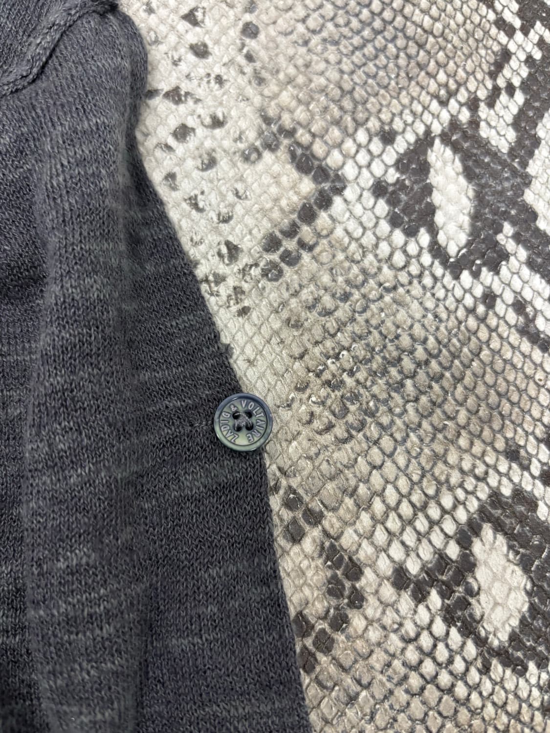 “Zadig&Voltaire” U Neck Grey Sleeve 상품이미지6