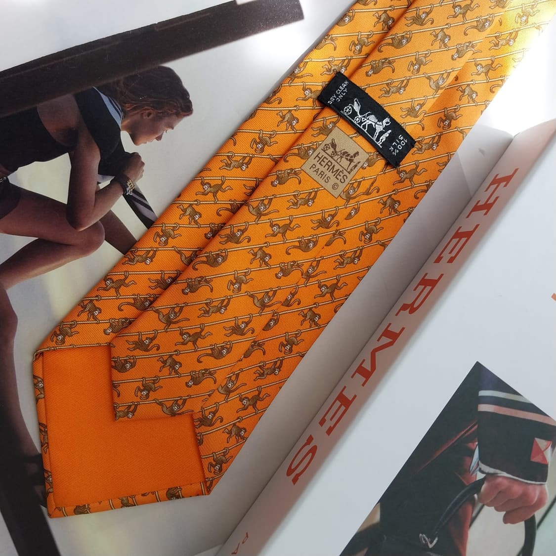 에르메스 오렌지 원숭이 모티브 넥타이 9.5cm A+등급 K2592 상품이미지8