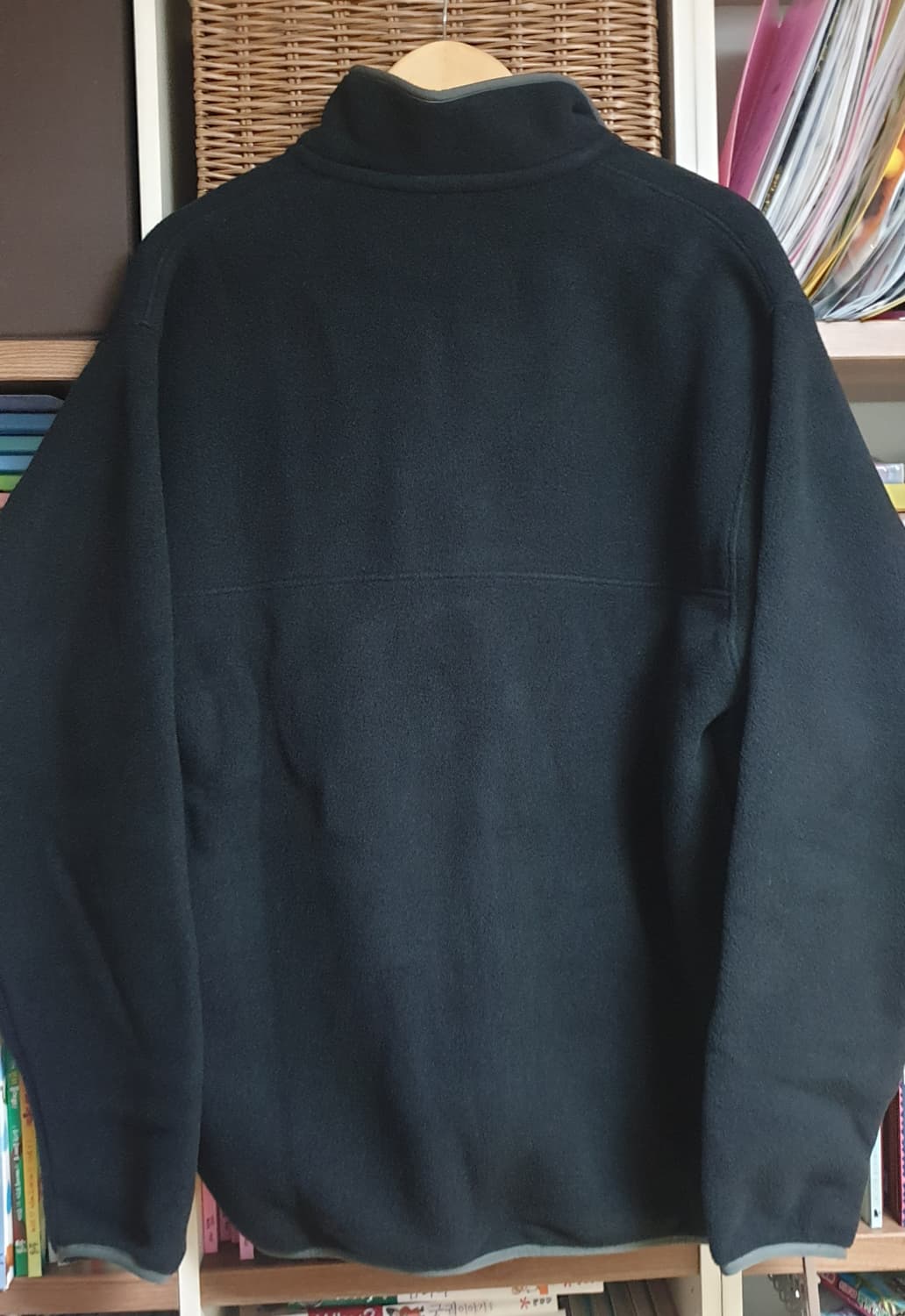 파타고니아 라이트 신칠라 스냅티 풀오버 블랙 그레이트림 L사이즈 상품이미지3