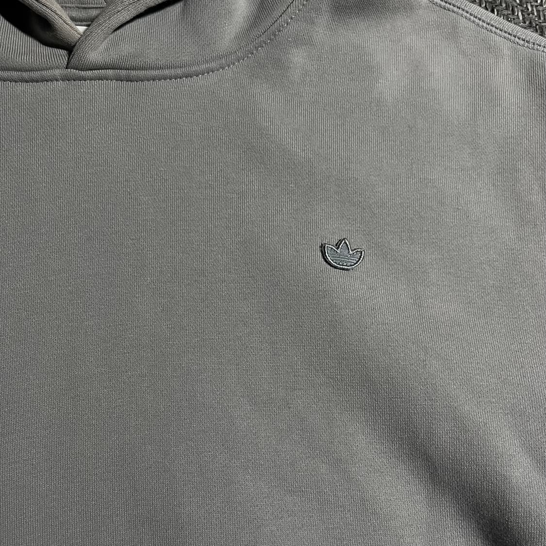 [M] ADIDAS 아디다스 크롭 후드티 상품이미지3