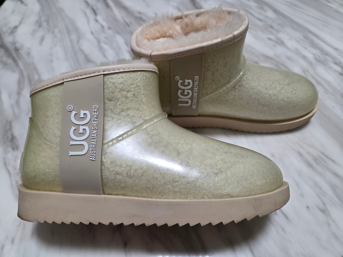 어그 클래식 클리어 울트라미니 부츠 상품이미지2