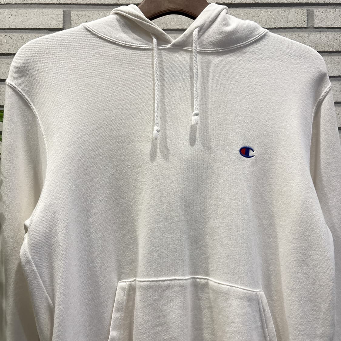 챔피온 소프트코튼 후드티 시그니처 로고 디테일 화이트 상품이미지4