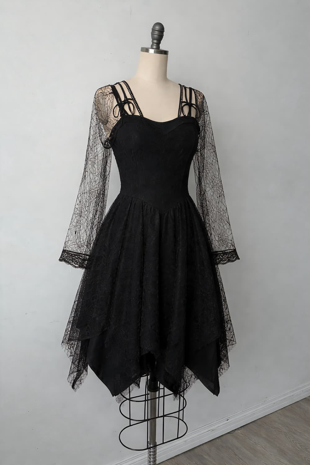 Gothic Lace Strap Dress 상품이미지1