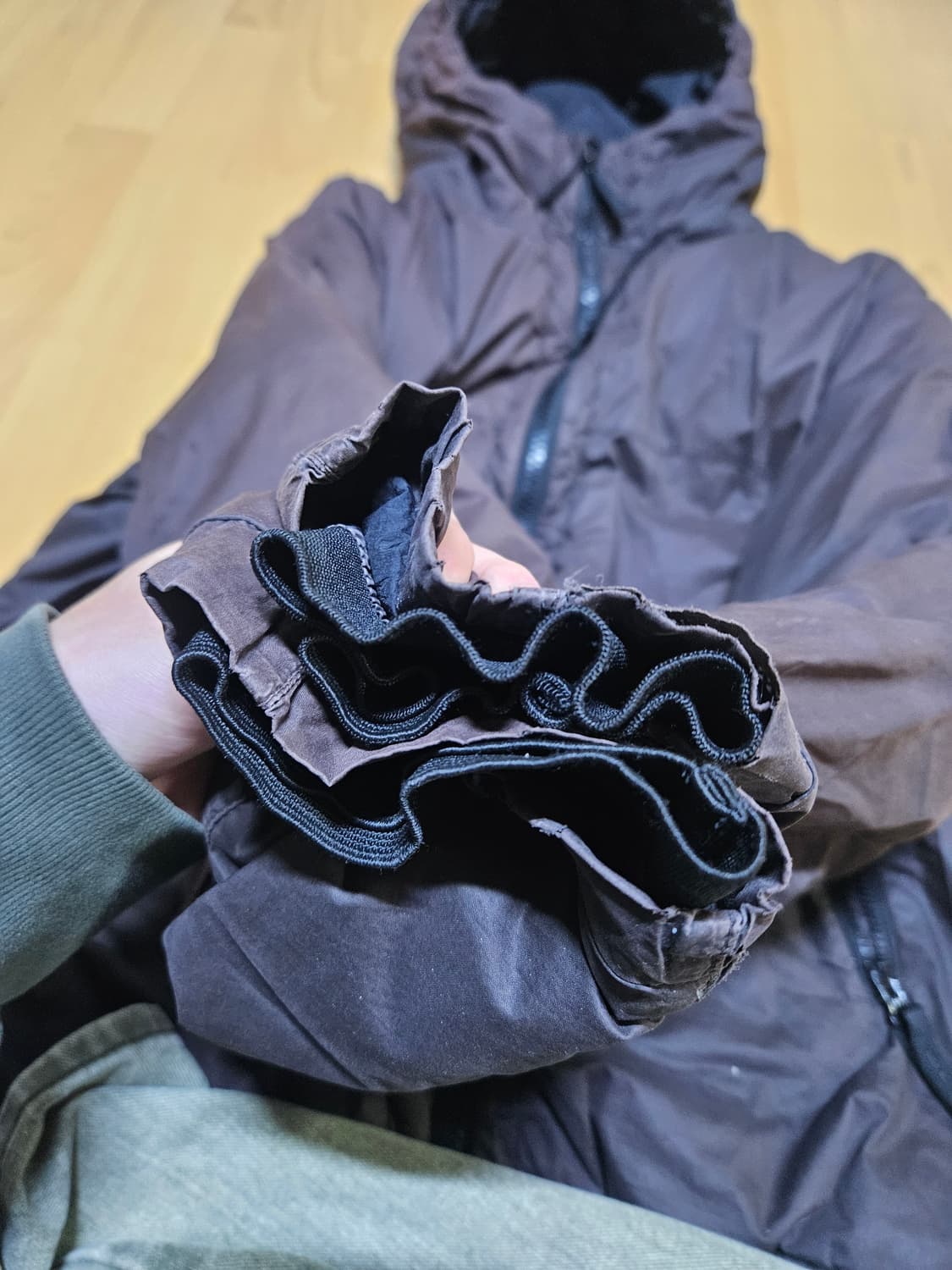 정품) 스톤아일랜드 가먼트 염색 다운 패딩 자켓 L사이즈 상품이미지7