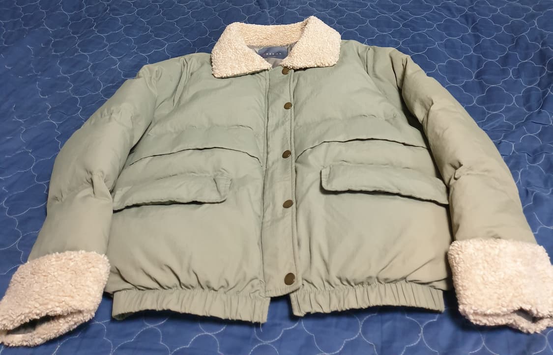 TREEAN 양털 카라 패딩자켓 연카키 (L) 상품이미지1