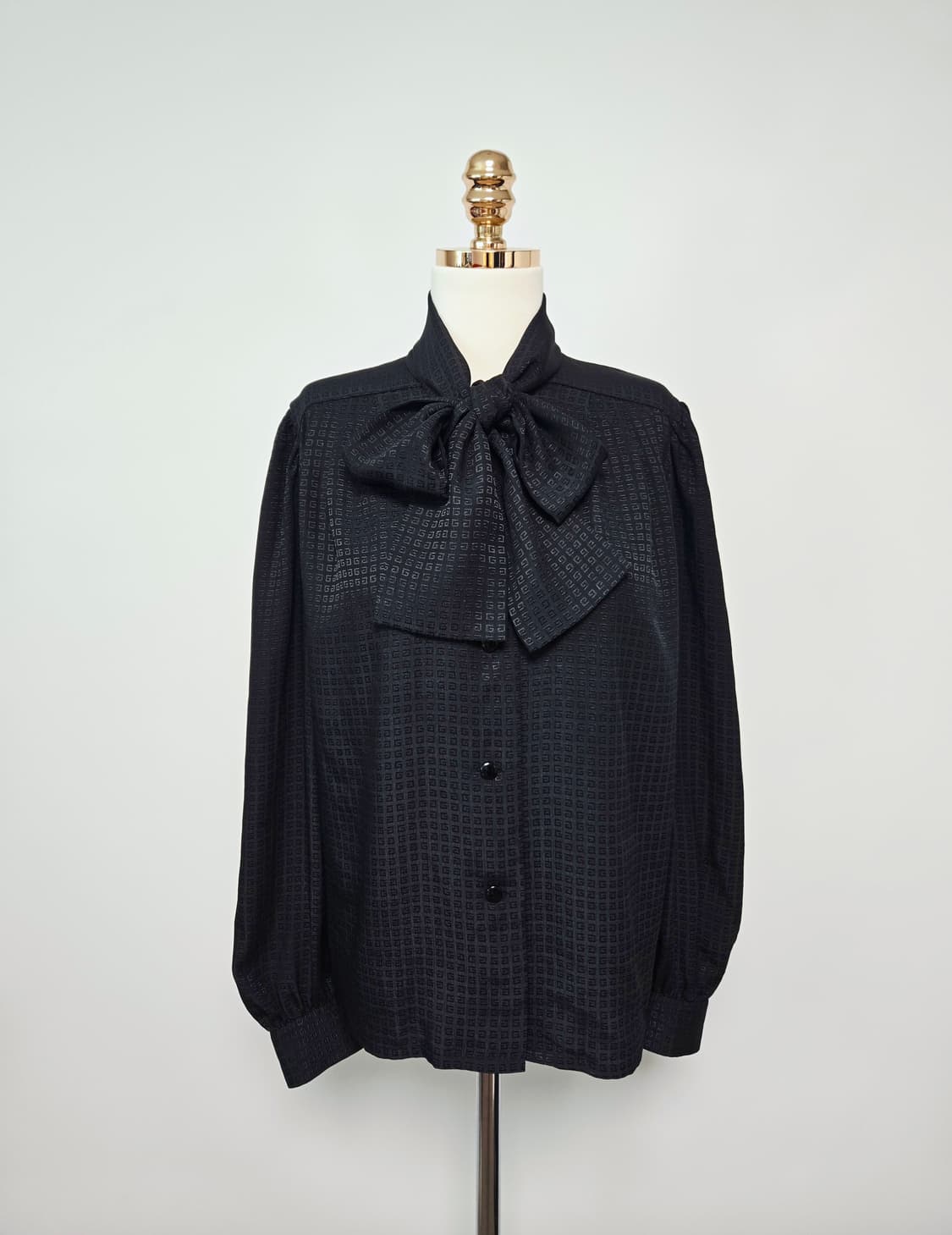 지방시 리본 블랙 로고플레이 블라우스 상품이미지1