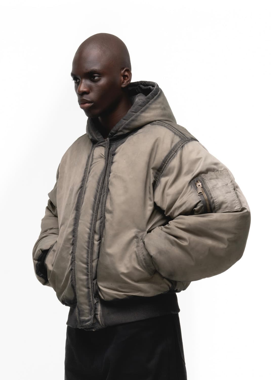 NOFAITHSTUDIOS 리버서블 크롭 봄버 상품이미지2