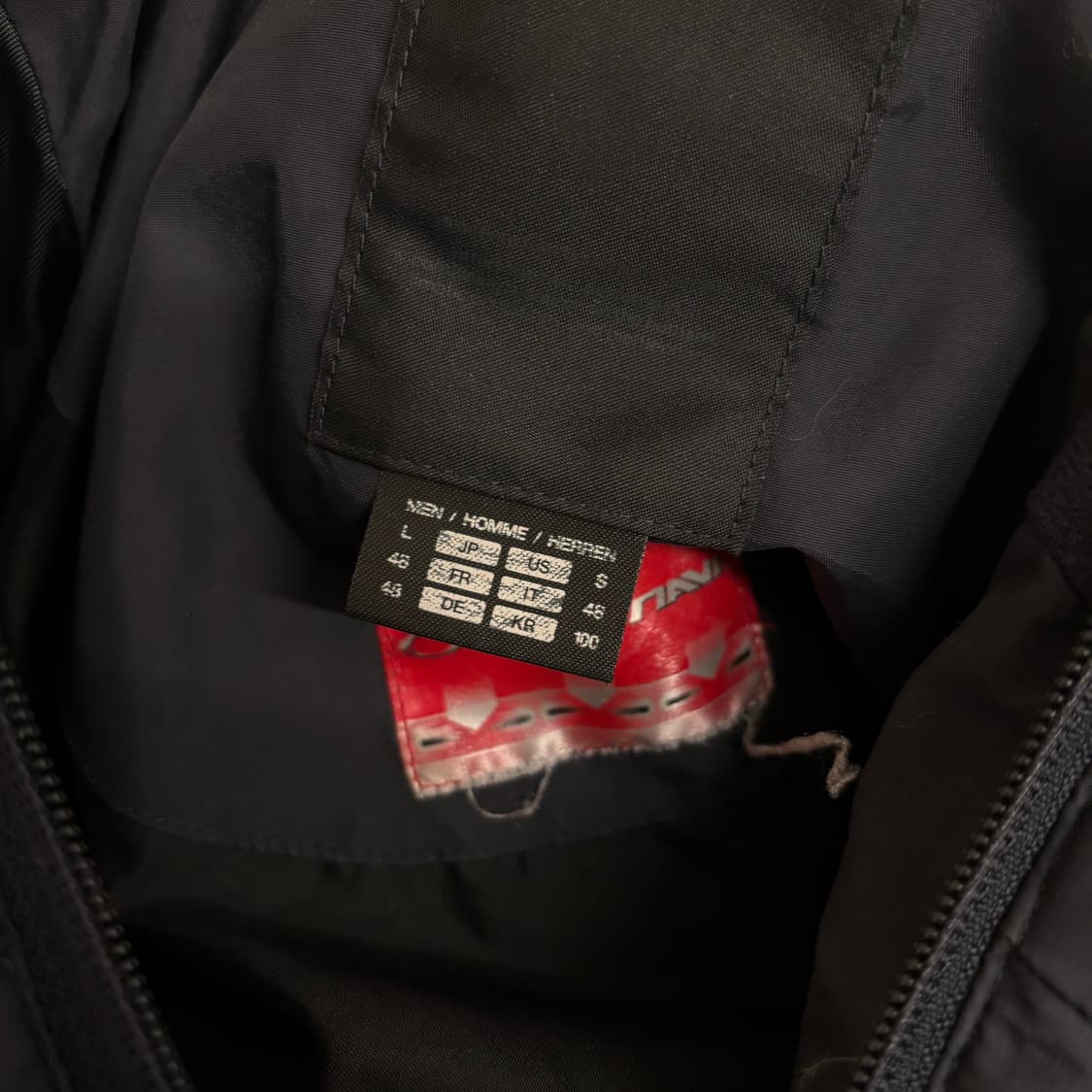 데상트 다운 푸퍼 패딩 상품이미지3