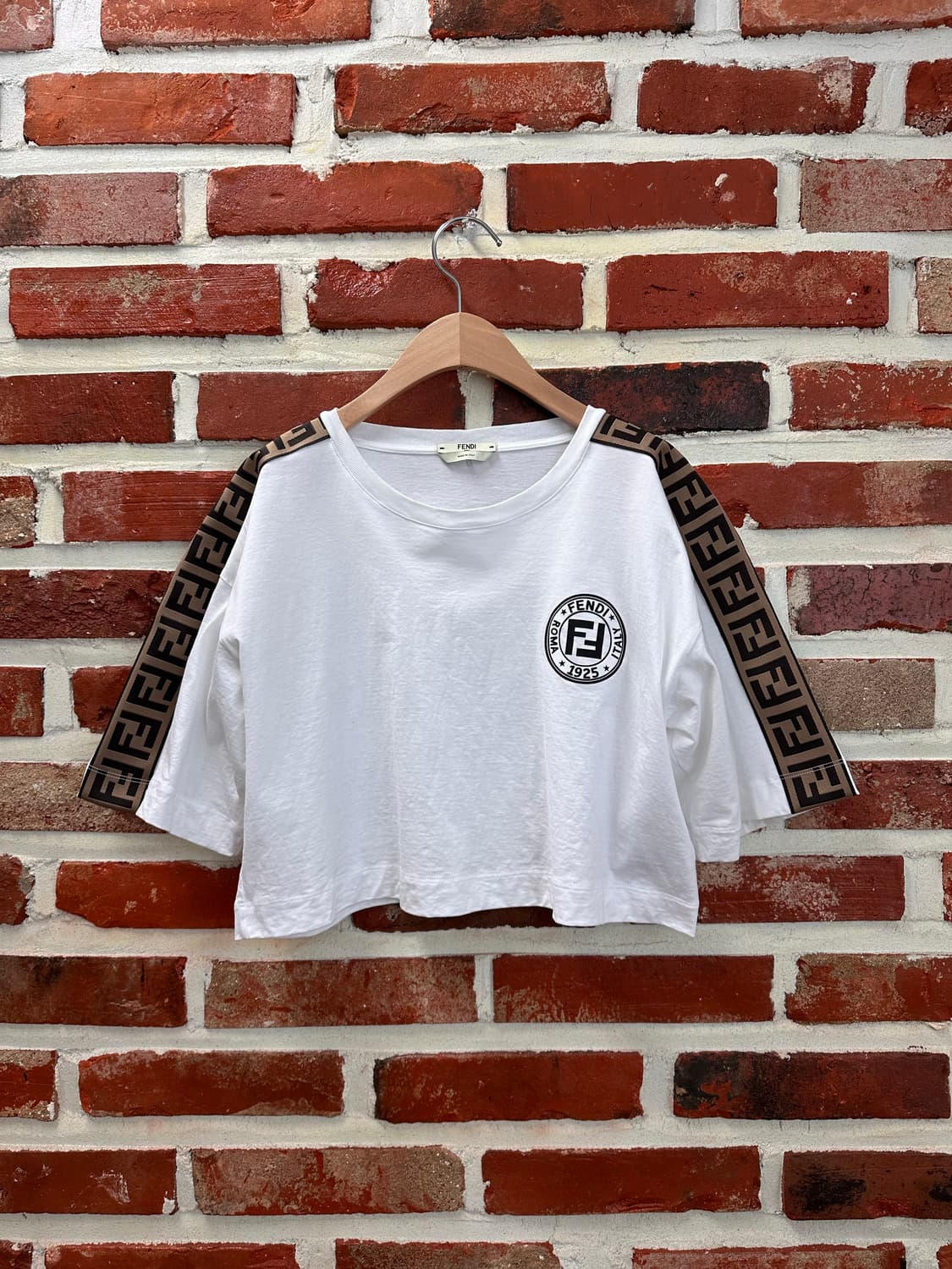 (S)펜디 FF로고 라이닝 크롭 반팔티 상품이미지1