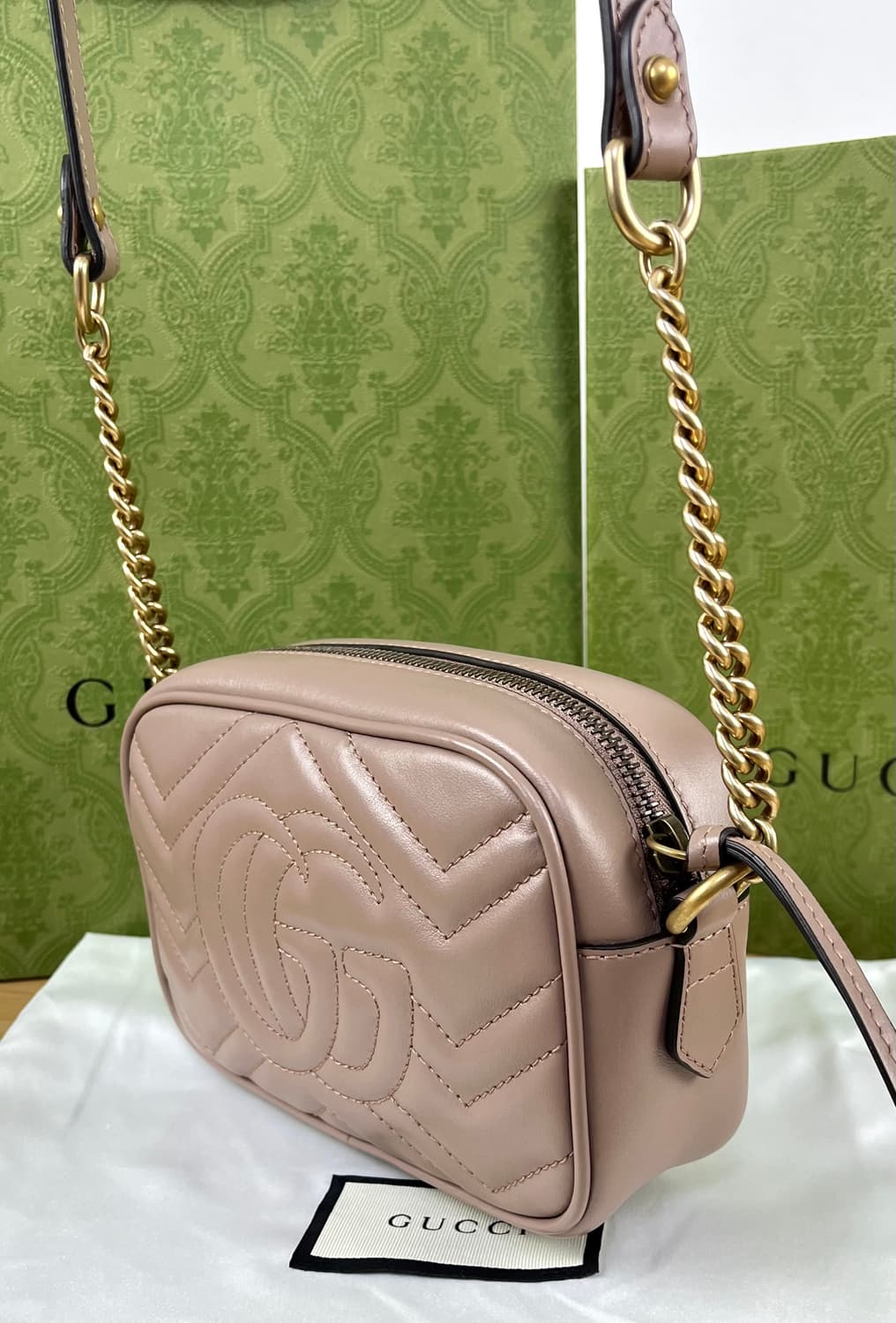 구찌 마몬트 마틀라세 미니백 상품이미지7