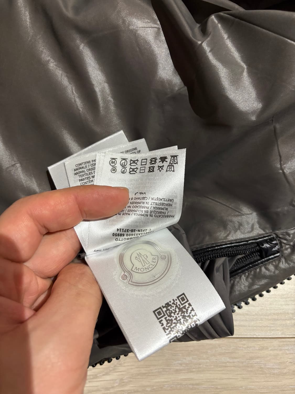 정품(2) 몽클레어 마야 다운 패딩 자켓 블랙 상품이미지10