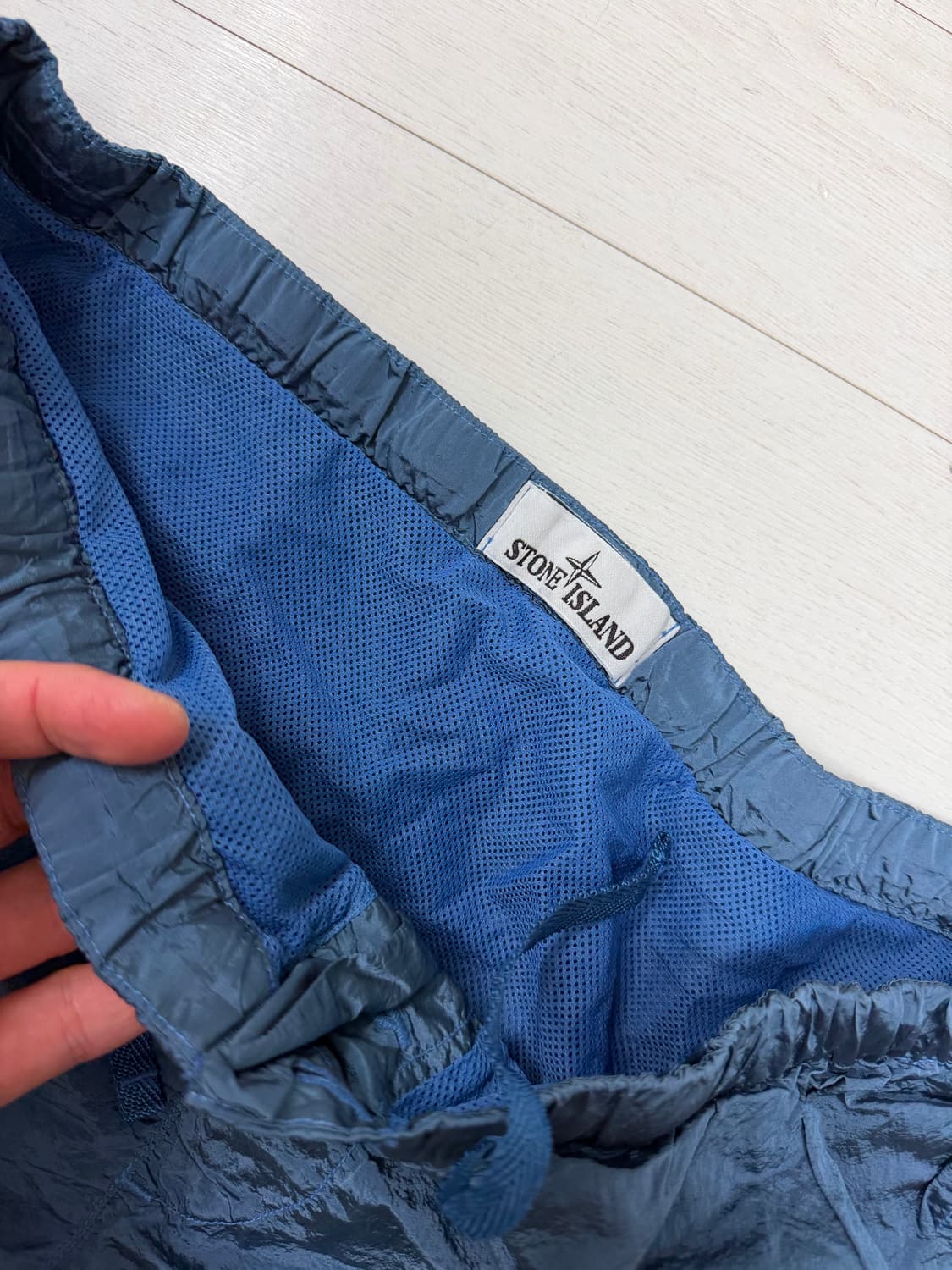 스톤아일랜드 반바지 L 사이즈 상태 9.6/10  사진찍고 절대 안입습니 상품이미지3