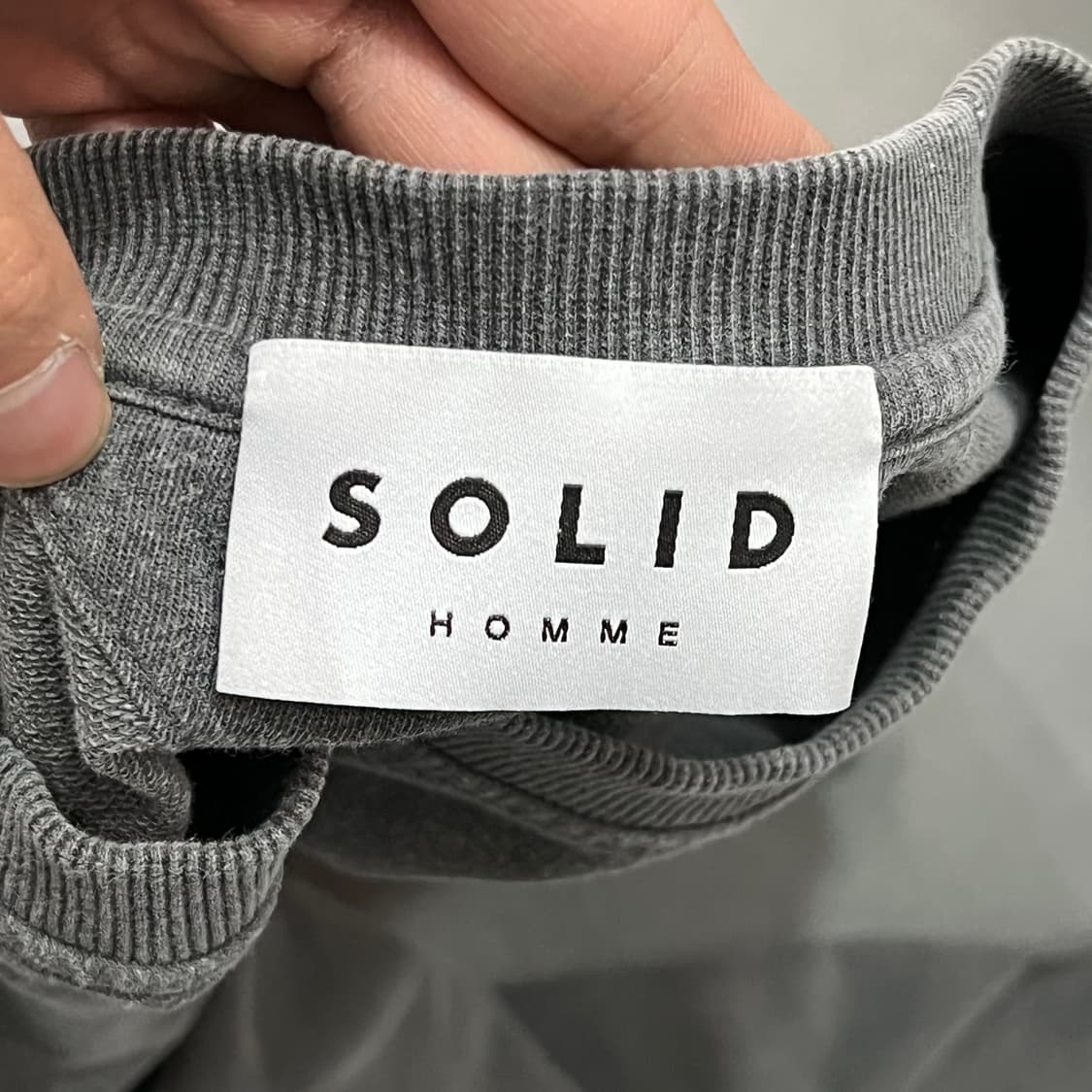  솔리드옴므 그래픽 롱슬리브 y15919 상품이미지7