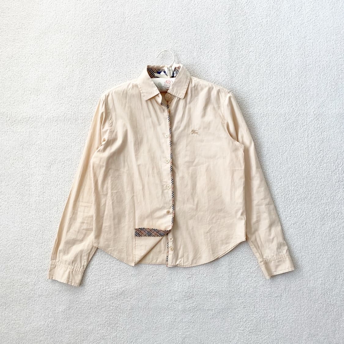 버버리 라떼맛 노바체크 블라우스 상품이미지1