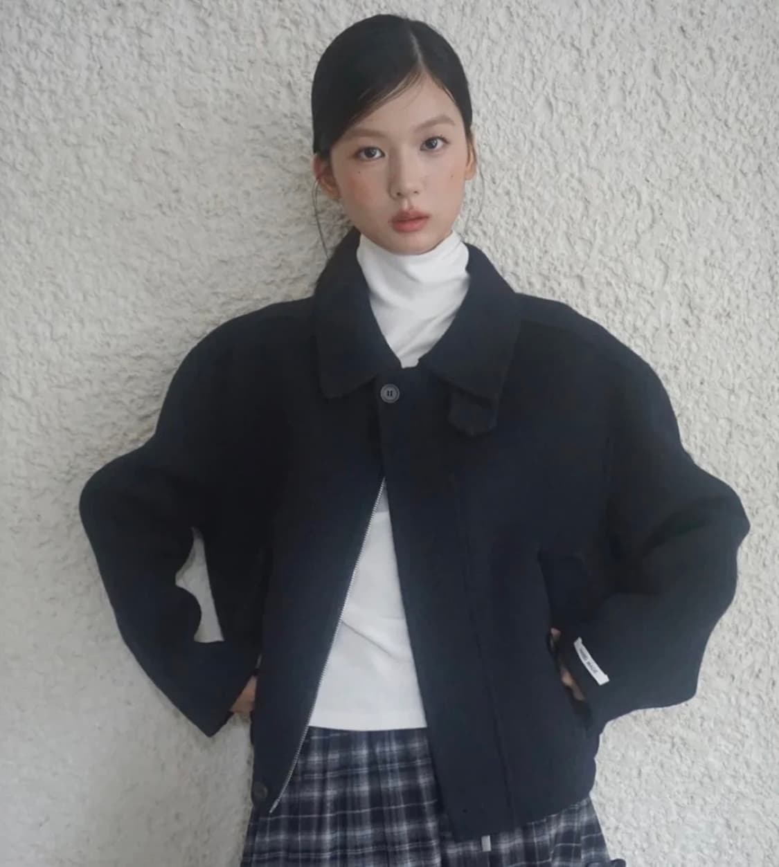 무드인사이드우먼 핸드메이드 하프코트 네이비 상품이미지1