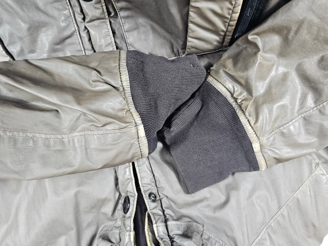 스톤아일랜드무솔라고마타후드자켓 상품이미지9