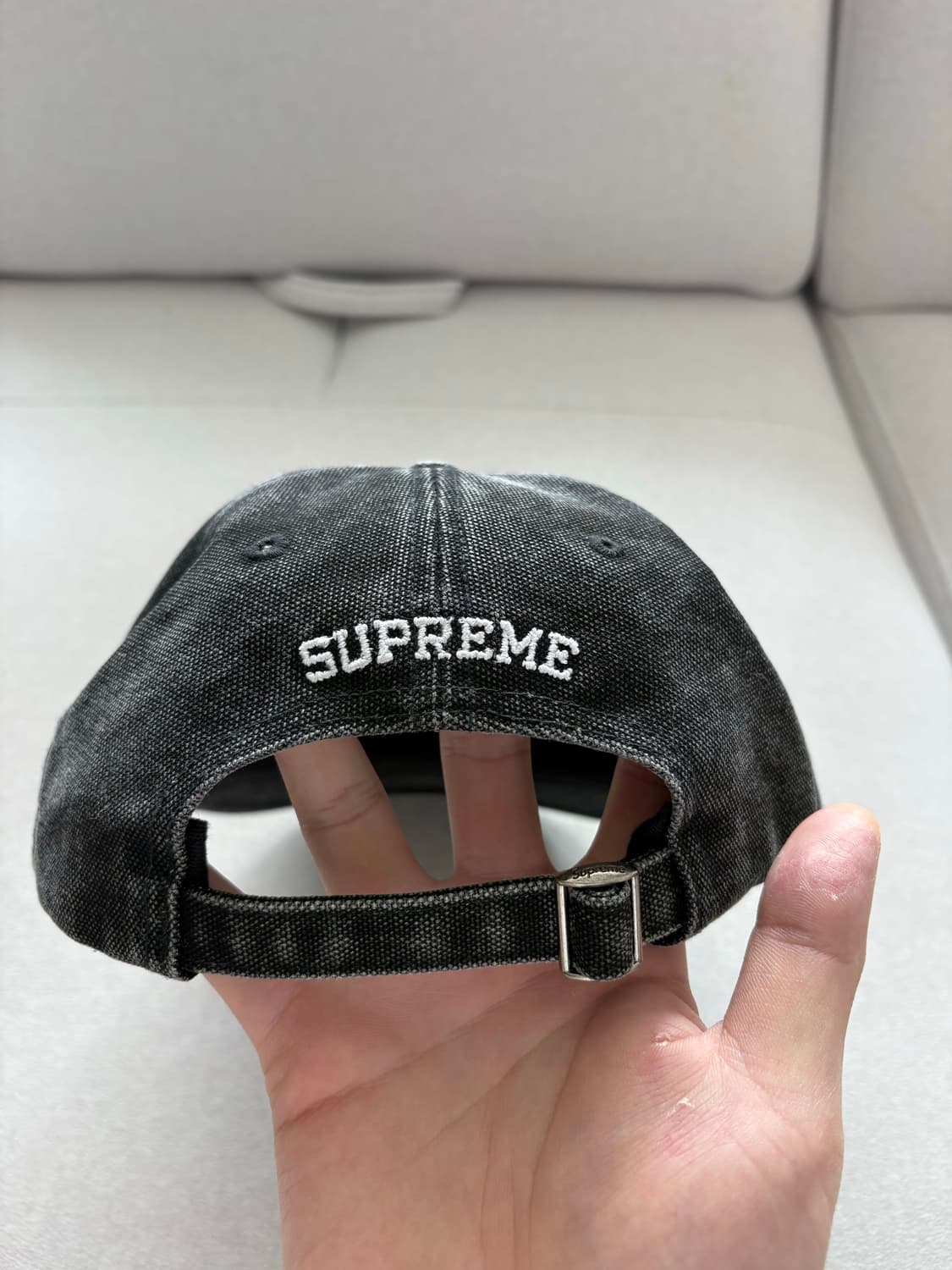 슈프림 정품 fw24 피그먼트 캔버스 블랙 s로고 캡 상품이미지3