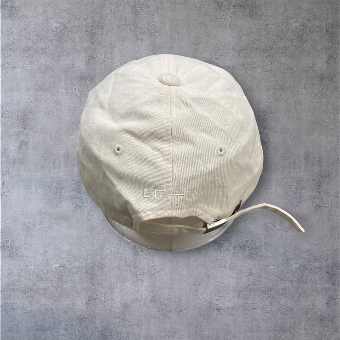 이미스 아이보리 컬러 베이직 로고 볼캡 상품이미지4