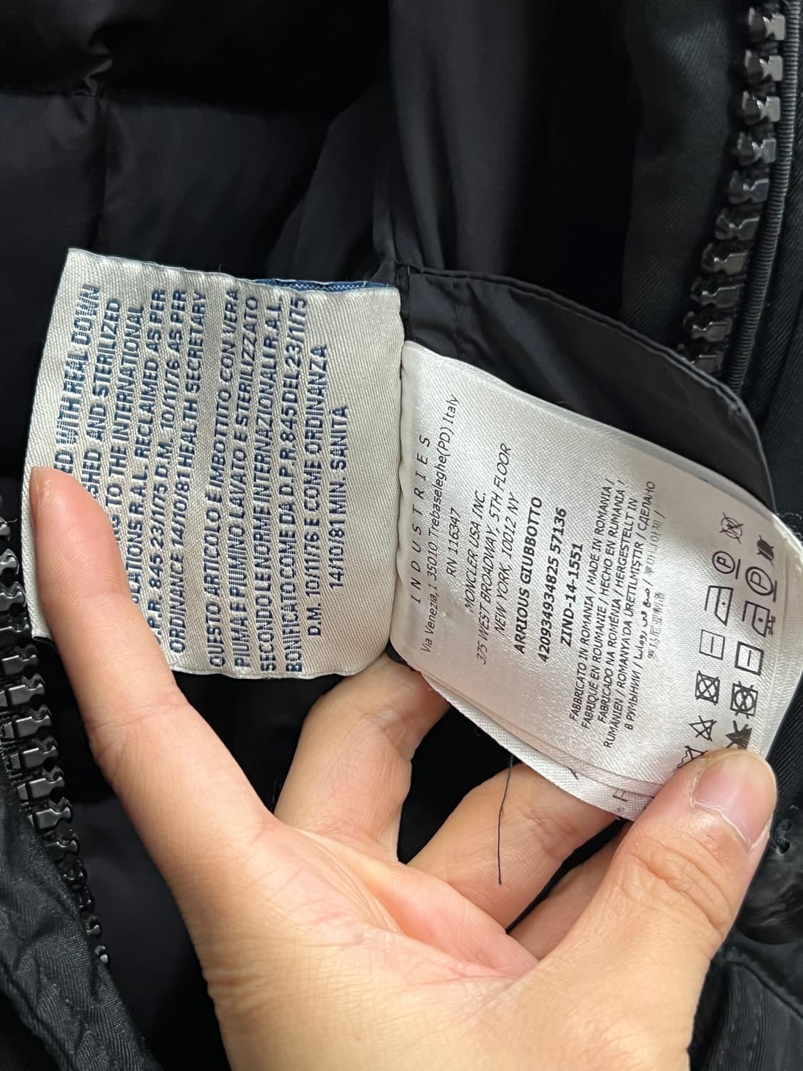 (1) 몽클레어 14FW 우먼스 아리우스 패딩 자켓 상품이미지5