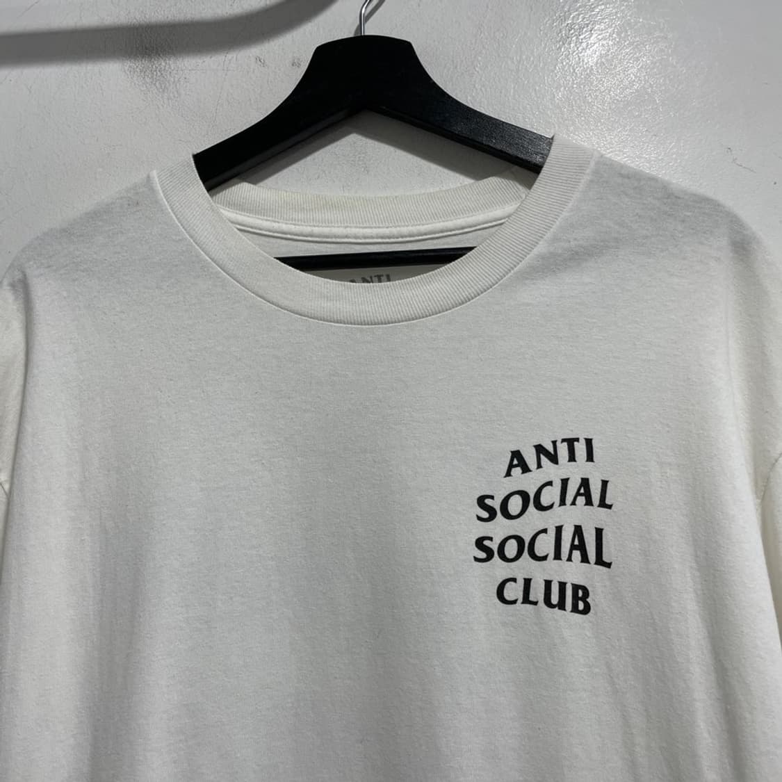 안티소셜소셜클럽 백 레터링 반팔티 상품이미지4