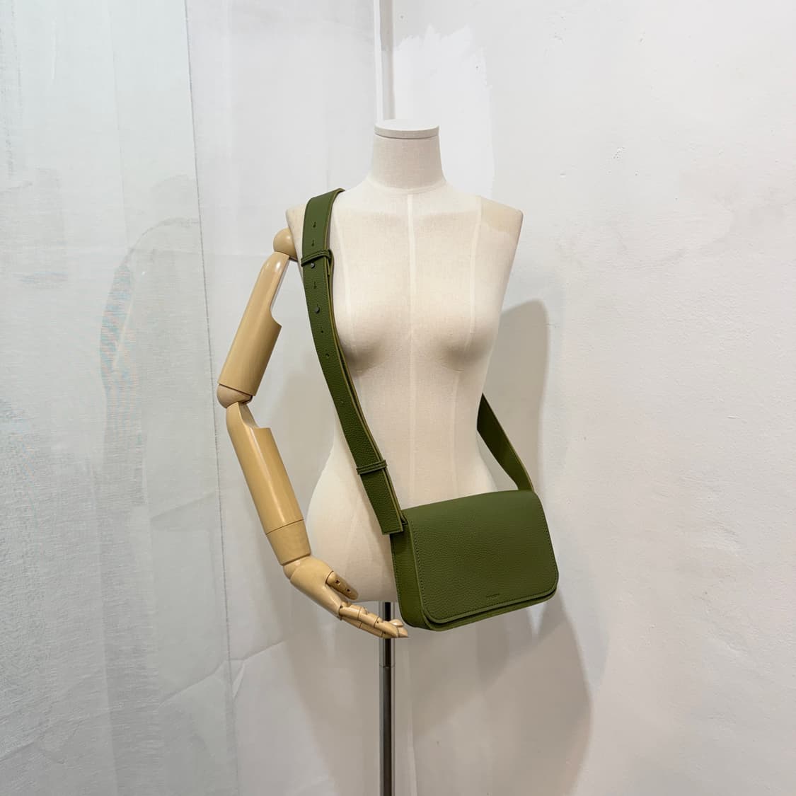 dumaro 두마로 올리브 크로스백 그린가방 4194 상품이미지1