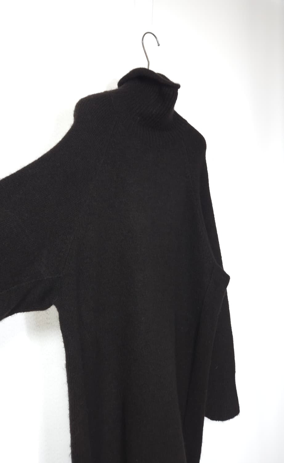 한섬 시스템 루즈핏 레이어드 니트 롱원피스 F 사이즈 상품이미지4