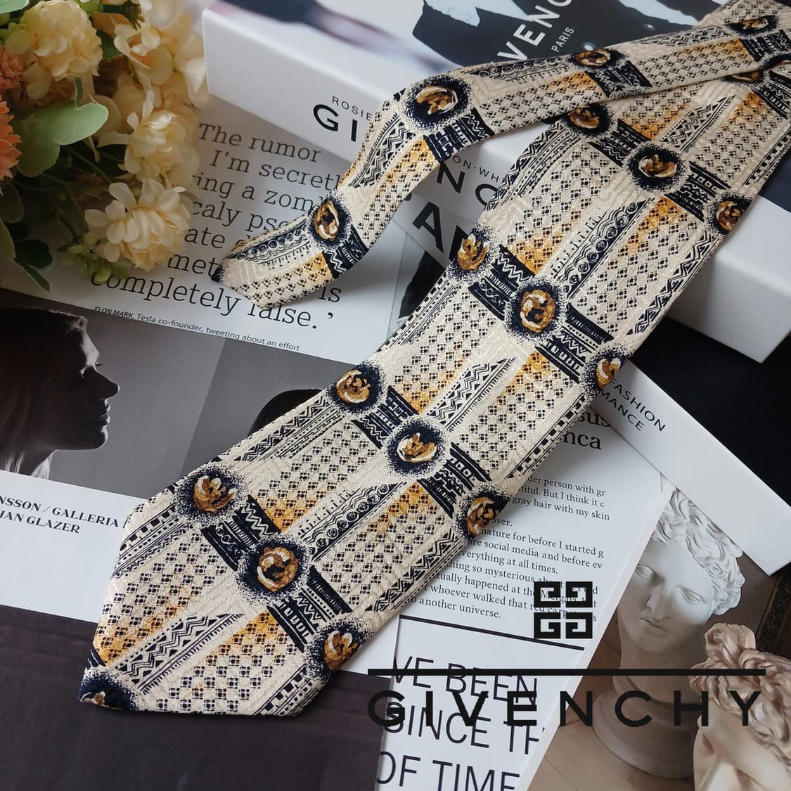 지방시 실크 아이보리 패턴 넥타이 9.8cm A+등급 E855
 상품이미지2