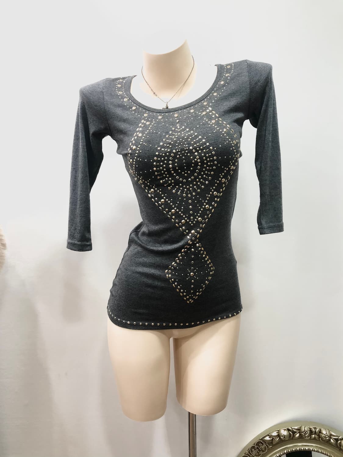 Cecil McBee stud detail sleeves 상품이미지1