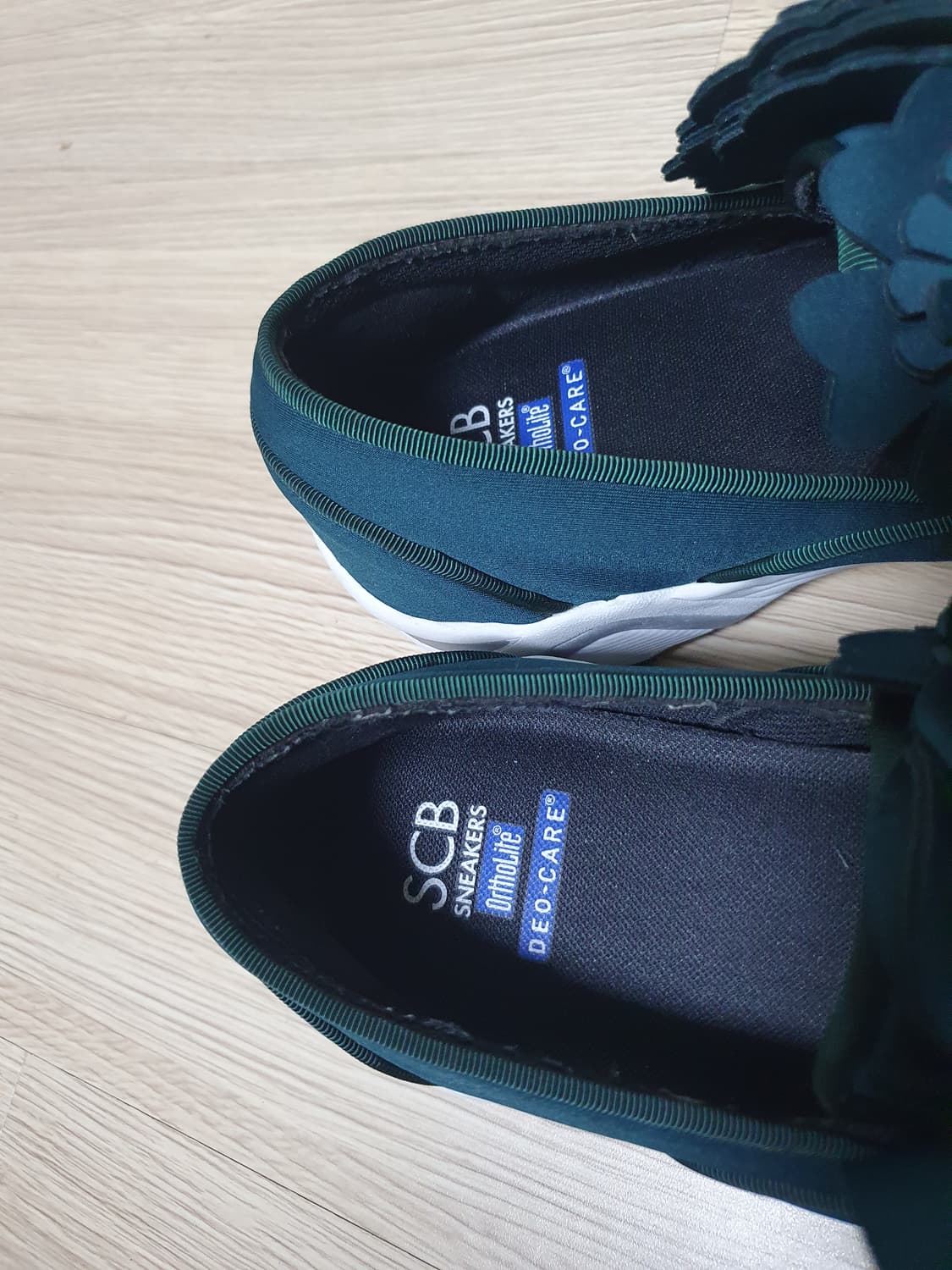 슈콤마보니 플라워 스니커즈 240 상품이미지8