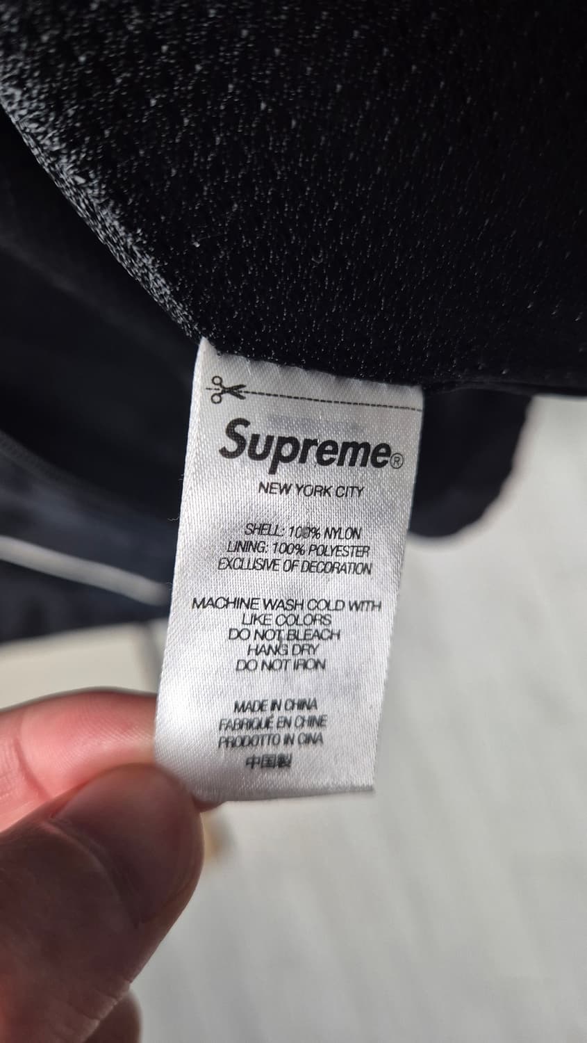 슈프림 엄브로 22ss 트랙자켓 L 판매 상품이미지4