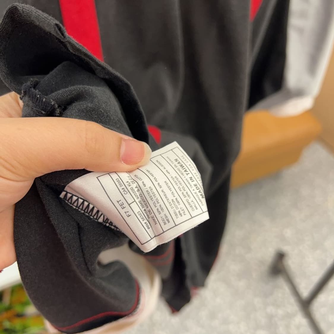 나이키 올드스쿨 반팔 집업 져지 110 C04222  상품이미지4