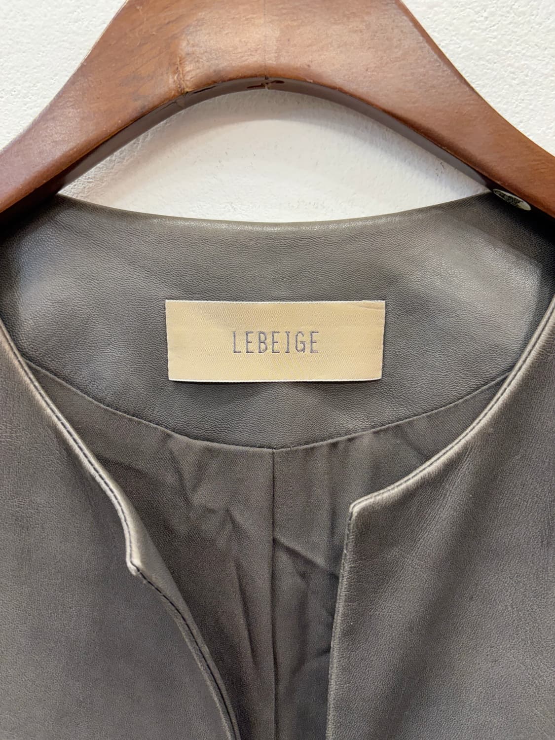 르베이지 가죽 베스트 상품이미지9