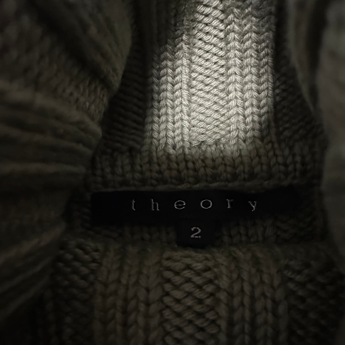 THEORY woman turtle neck knit sweater 상품이미지3