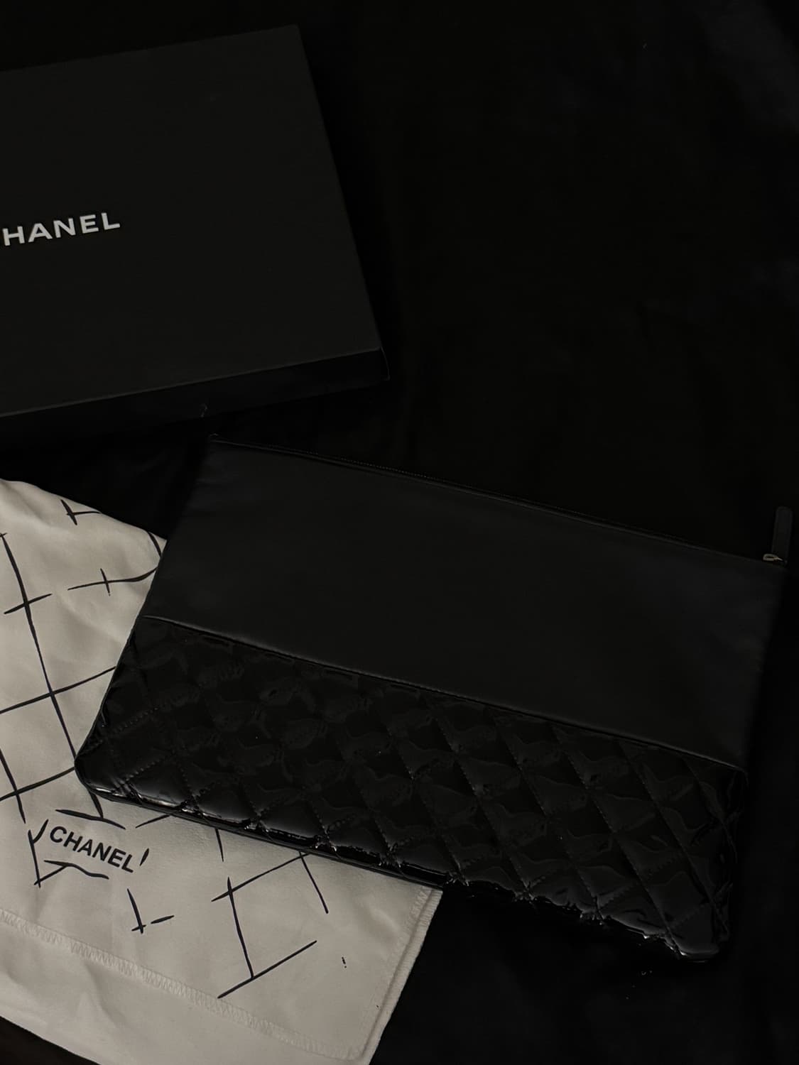 샤넬 투톤 페이던트 블랙 클러치백 상품이미지3