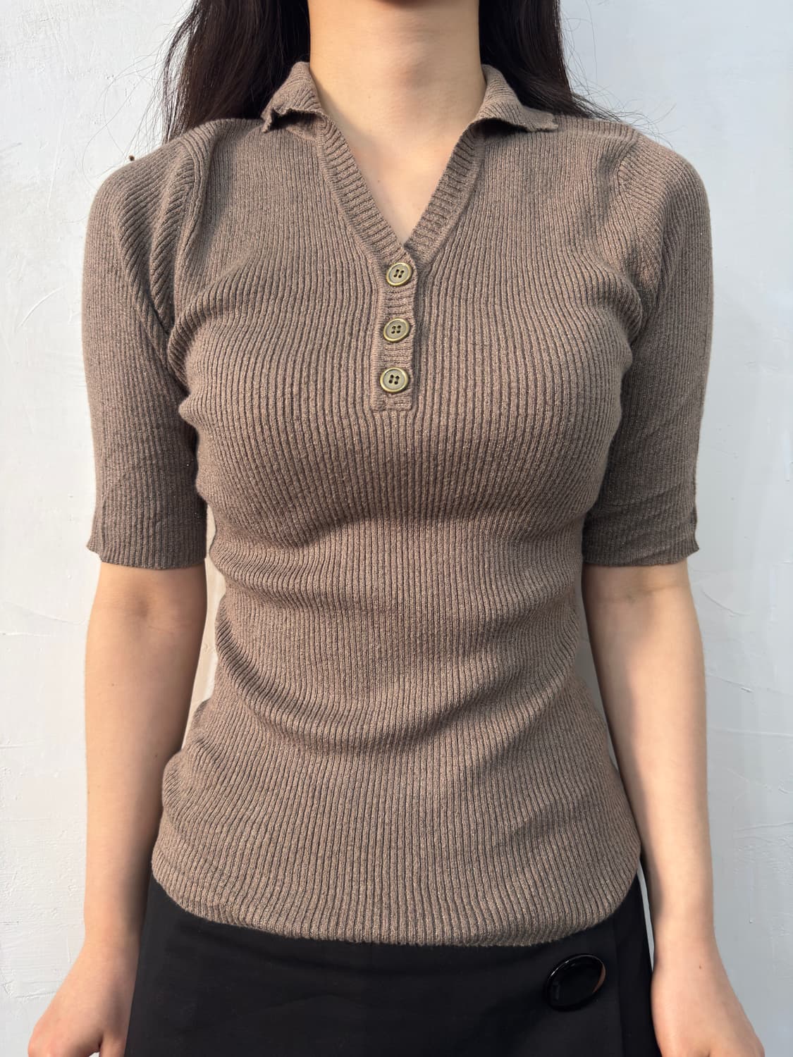 b.k.m.s button glitter slim top 상품이미지1