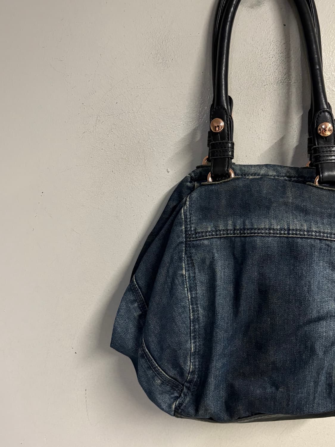 DIESEL denim x leather weave shoulder ba 상품이미지6