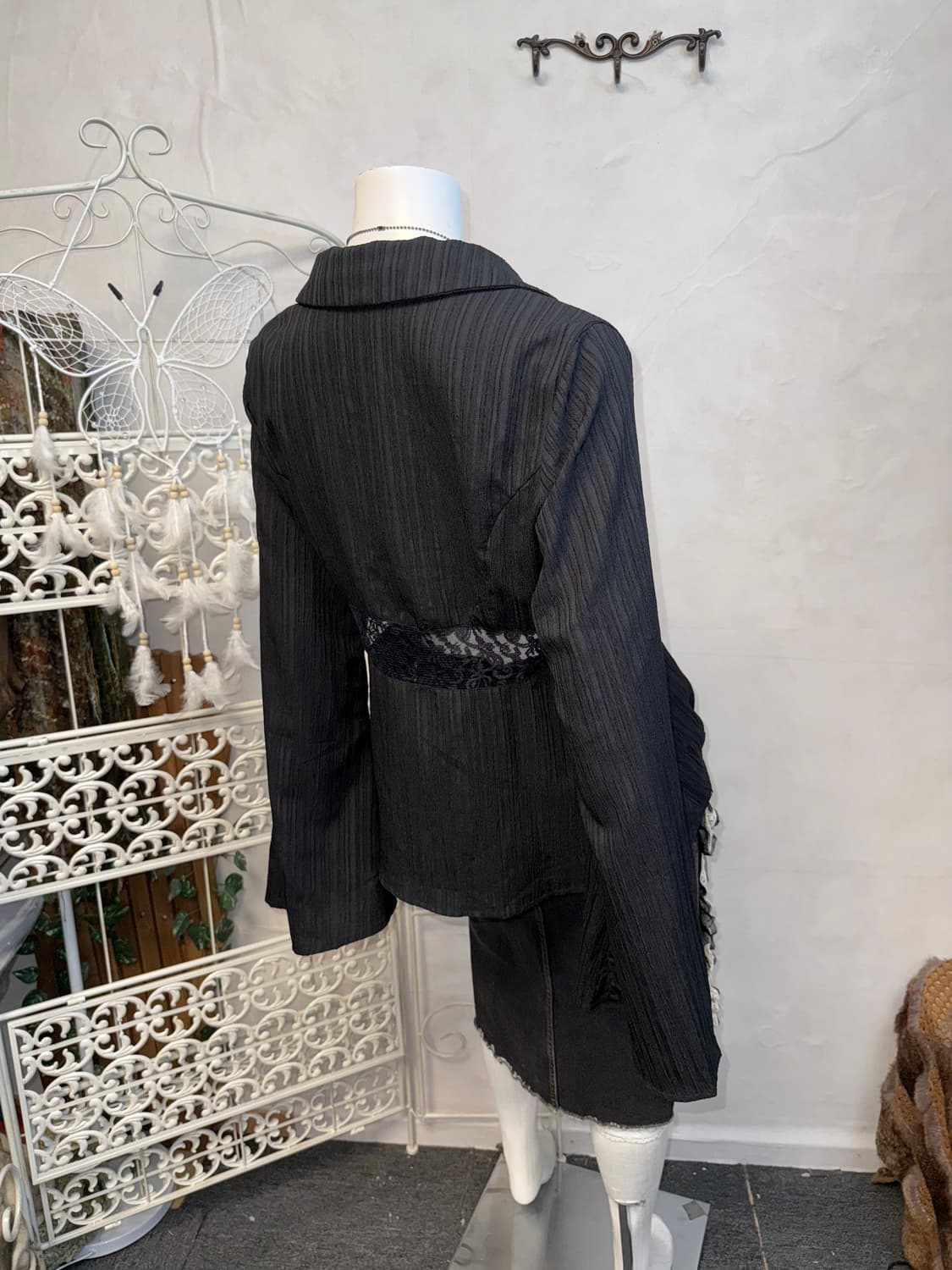 Black stripe eyelet laceup lace blouse 상품이미지5