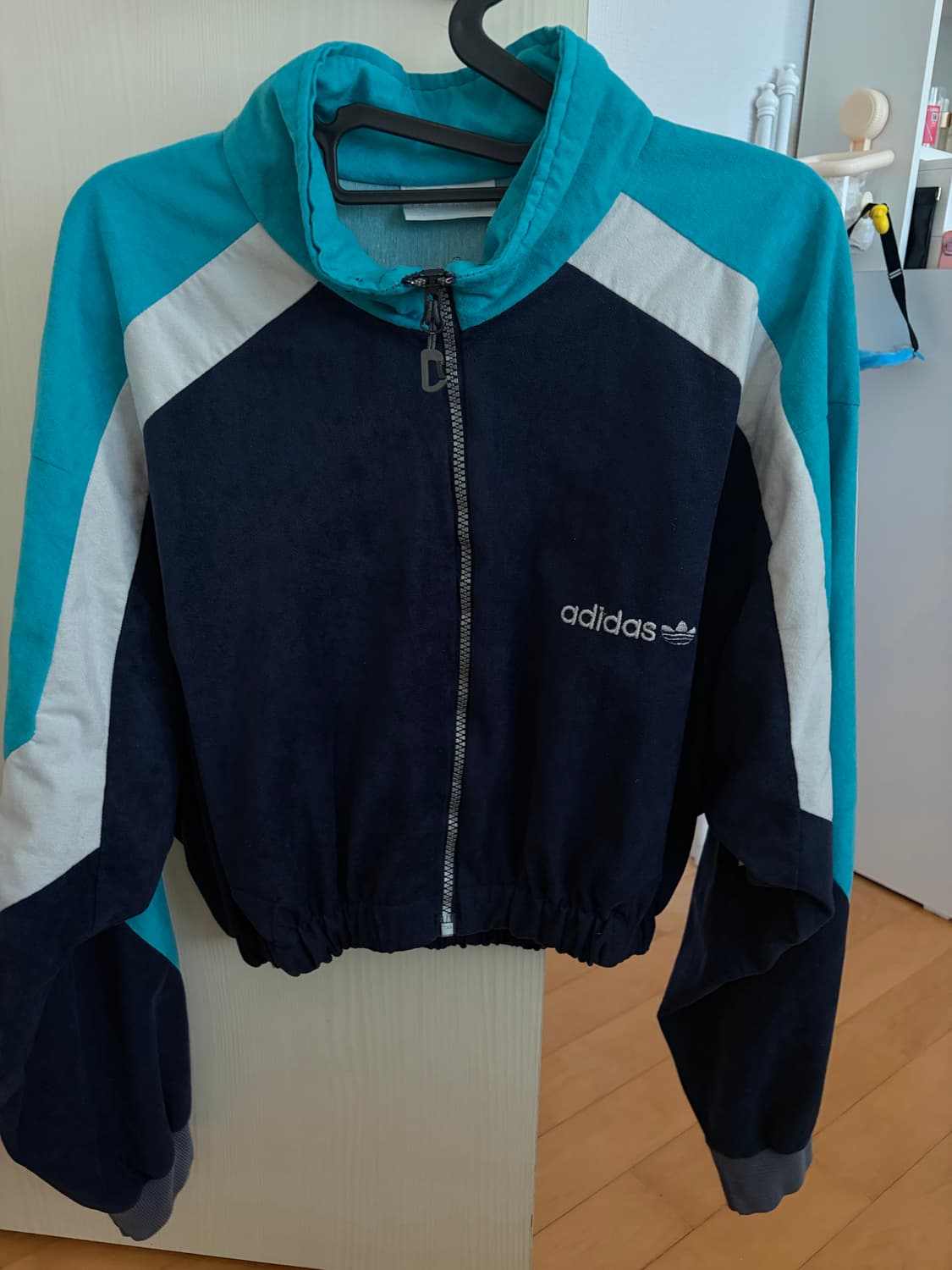 빈티지 아디다스 트랙탑 크롭 져지 상품이미지1