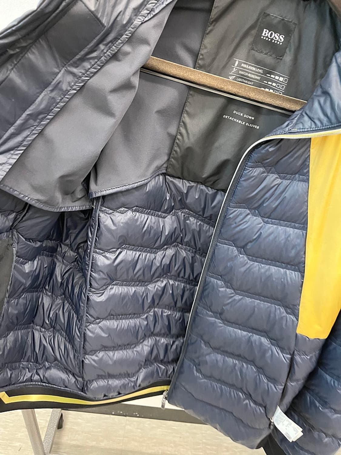 105) 휴고보스 후드 경량다운  상품이미지6