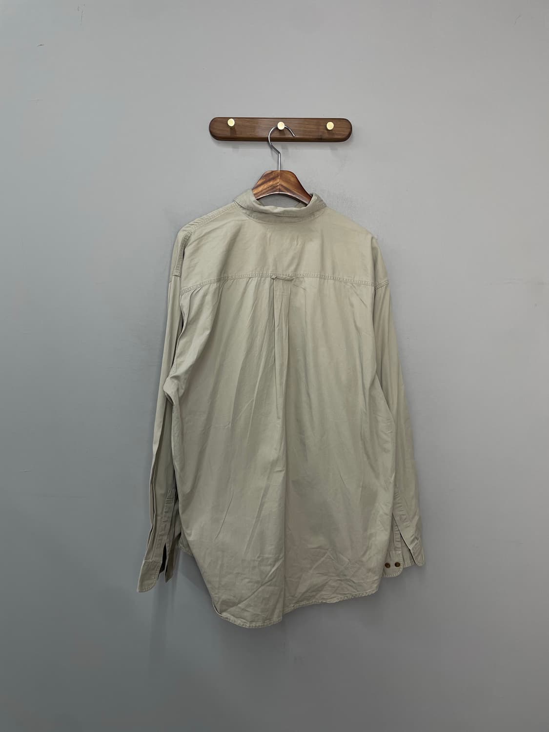 칼하트 아이보리 셔츠 H2300 상품이미지4