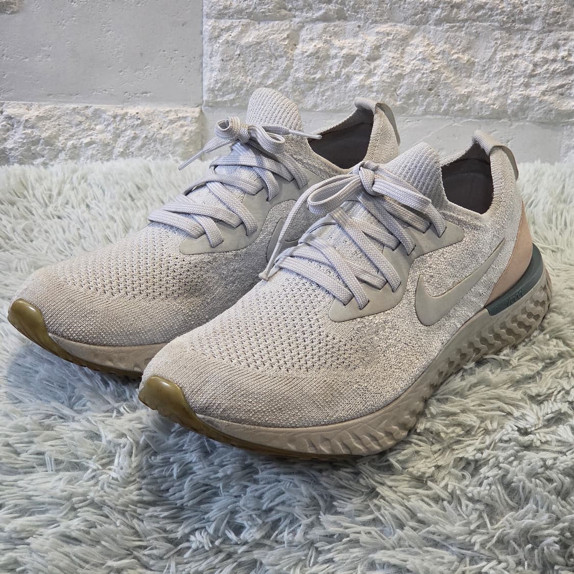 6q-3:나이키 에픽 리액트 플라이니트 오트밀 (26cm) 상품이미지1