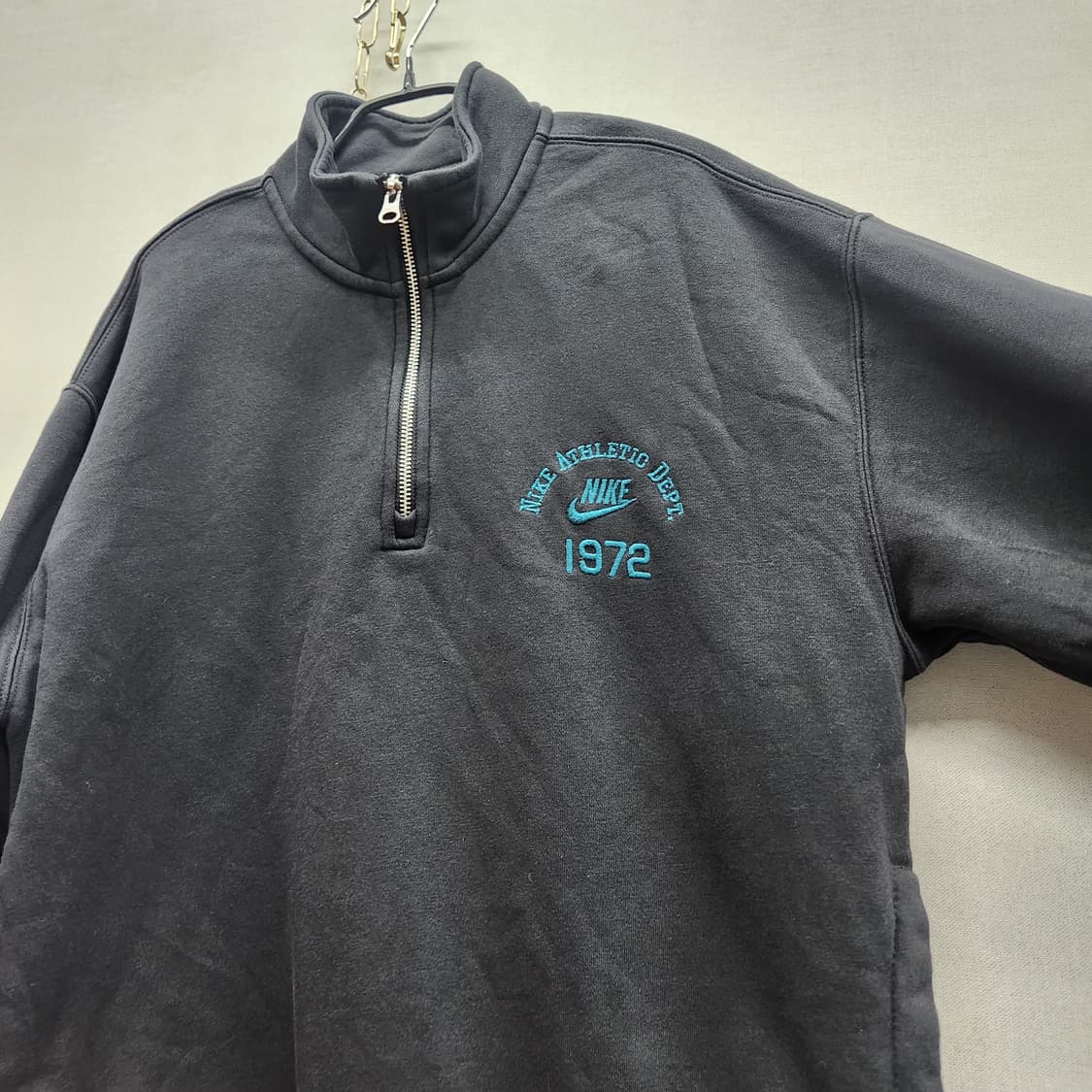 나이키 로고자수 반집업 맨투맨 L(XL) 상품이미지2