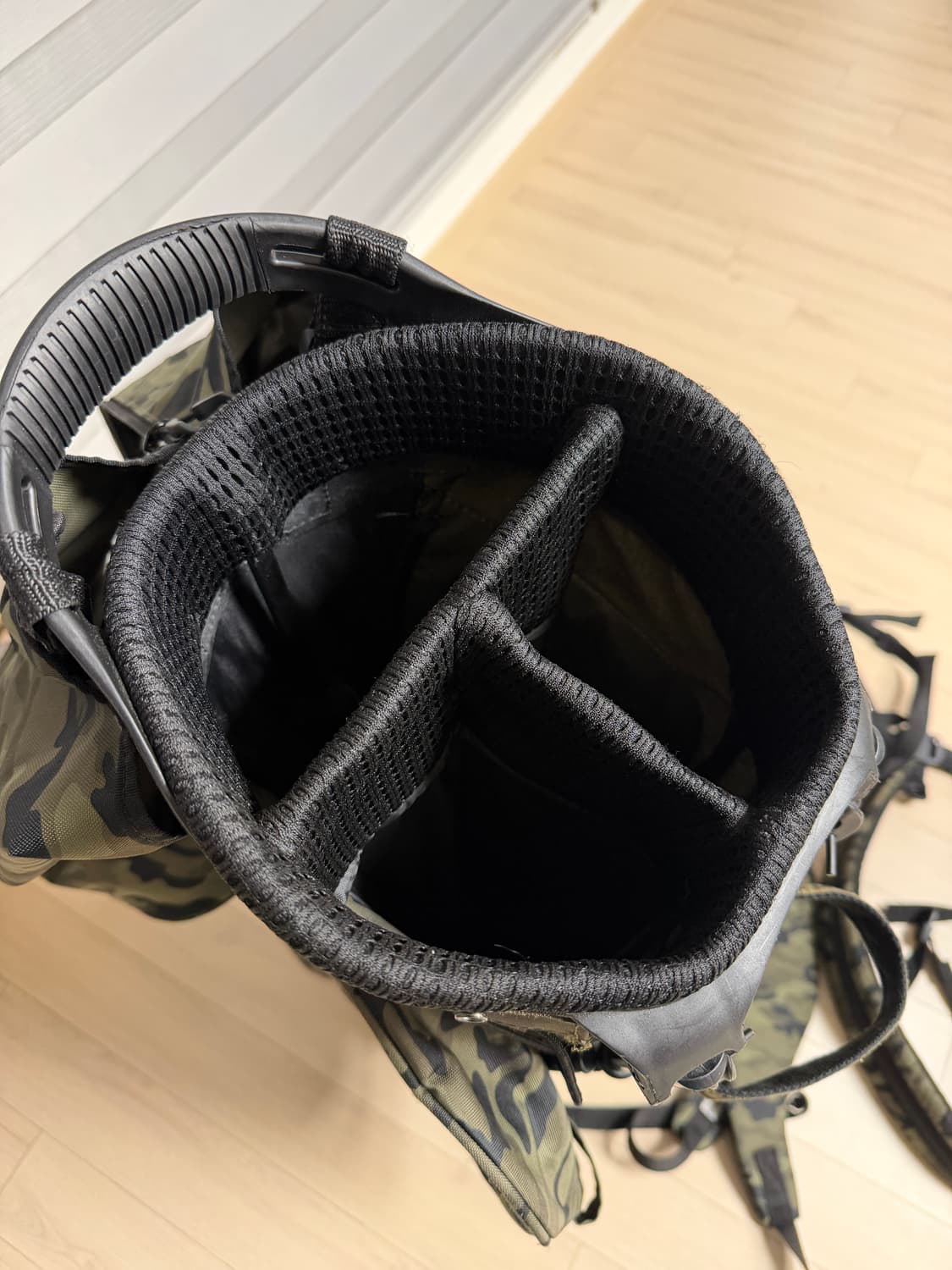 스카티카메론 원더러 카모 스탠드백 상품이미지4