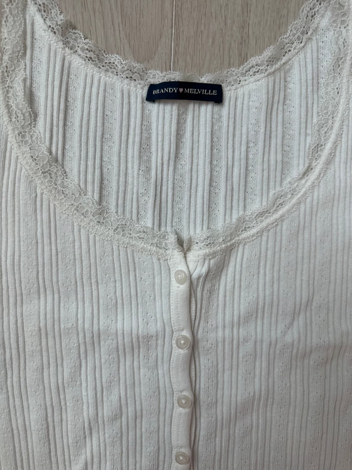 Brandy melville 브랜디멜빌 레이스 탑-화이트 상품이미지3