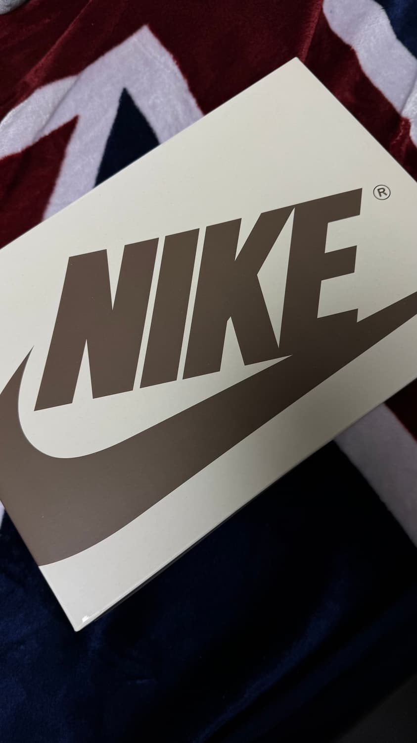 [290] 나이키 트래비스 스캇 로우 리버스 올리브 상품이미지7