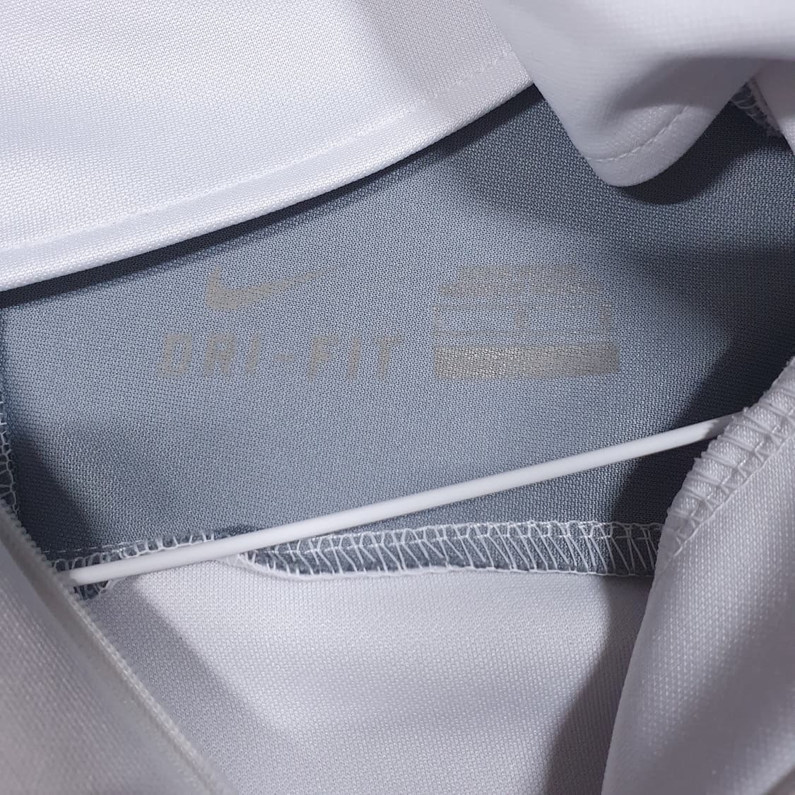 가슴 단면 : 50
총장 길이 : 73

16-17 시즌 아스널 홈 져 상품이미지5