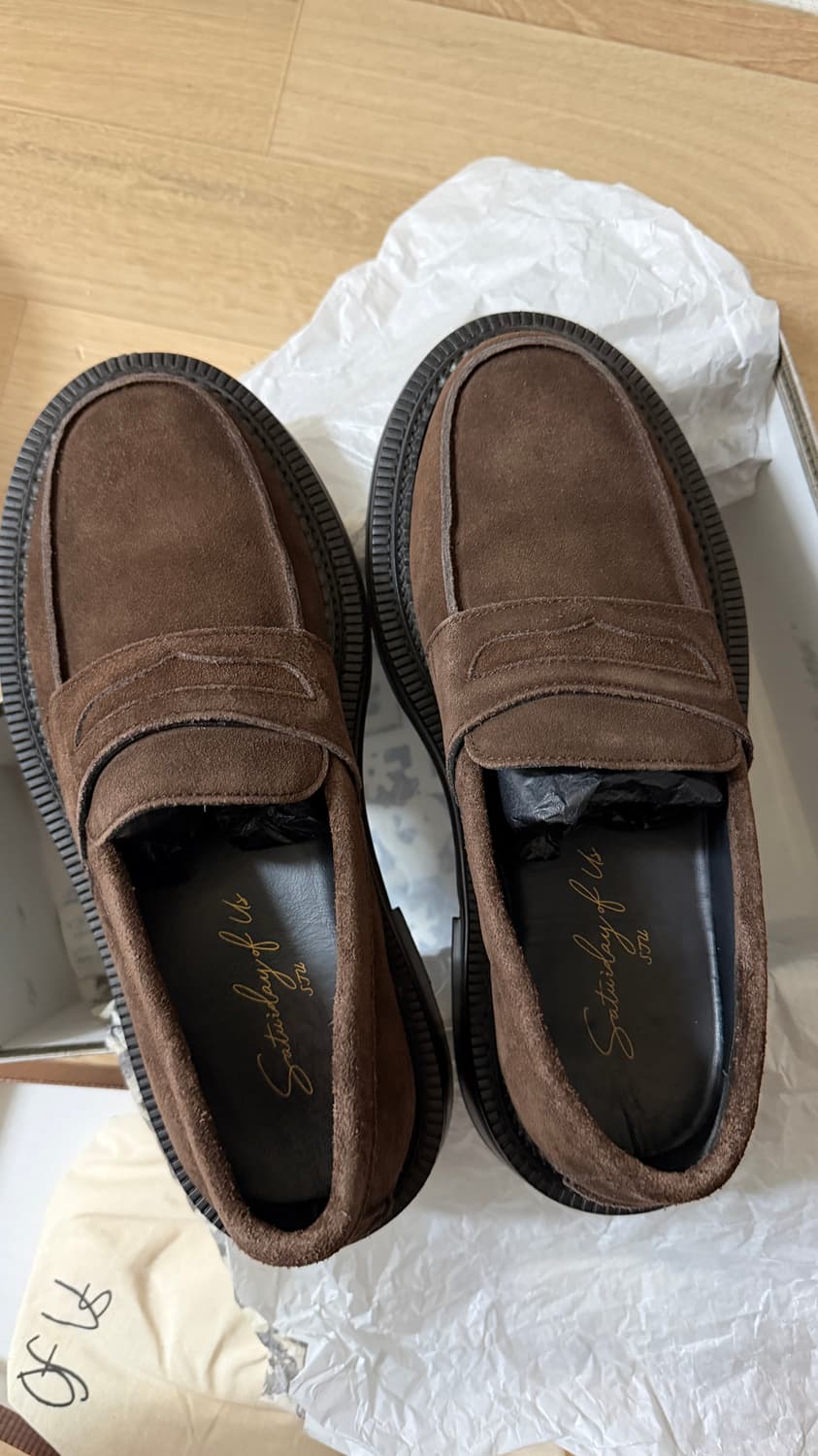 STU Office 스웨이드 로퍼 42 팝니다 상품이미지2